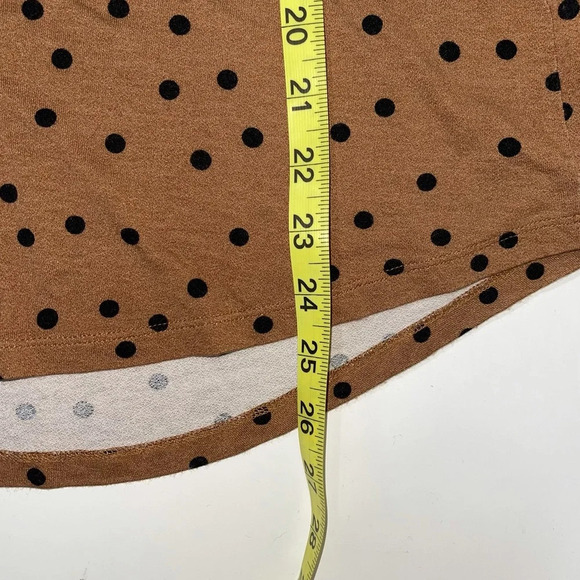 Maurices 24/7 Gold & Black Polka Dot Print Short Sleeve Tee Small Women’s - Picture 7 of 9